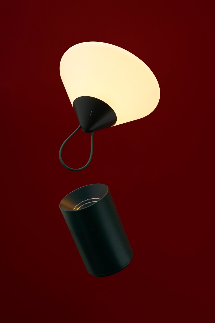 Jednostavna i praktična Mikono lampa